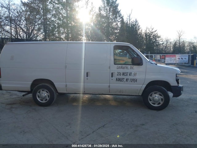 Ford E-250 Commercial 2014 1FTNS2EW9EDA76793 Image 13