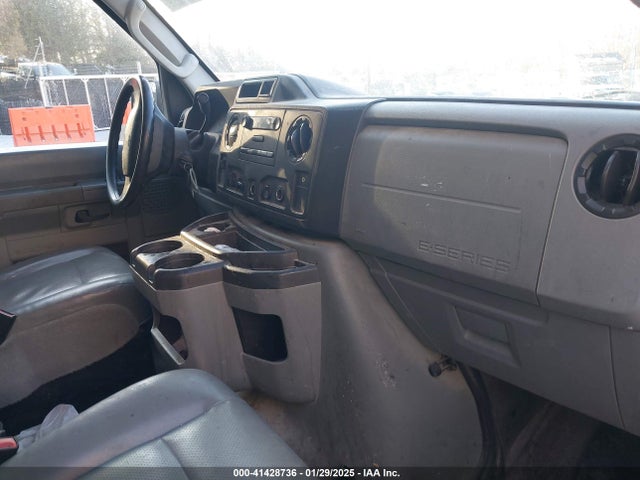 Ford E-250 Commercial 2014 1FTNS2EW9EDA76793 Image 5