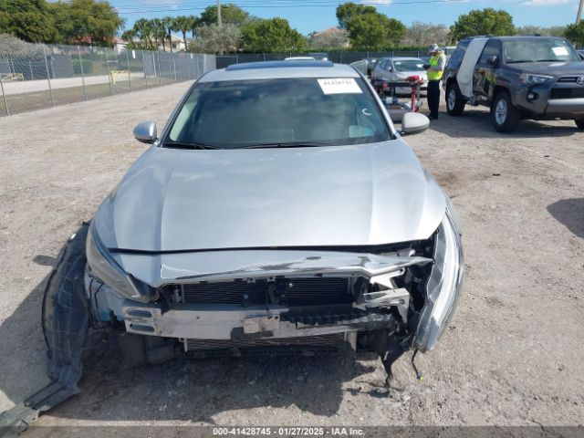 1N4BL4EV0NN401558 Nissan Altima Sl Fwd