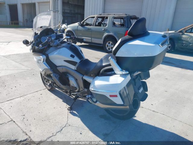 2018 BMW K1600 WB10F1207JZD91680 Photo 2