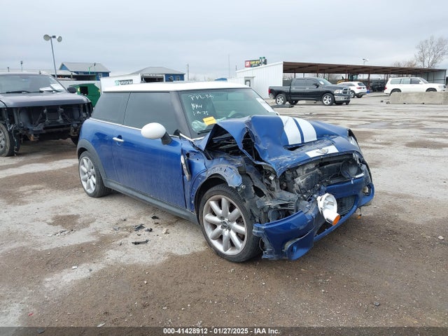 2008 MINI COOPER S WMWMF73598TV37148 Photo 0