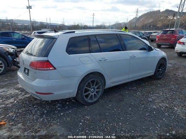 3VWL17AU5JM765866 Volkswagen Golf Sportwagen Tsi Sel