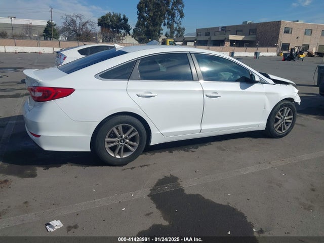 5NPE24AFXFH083023 Hyundai SONATA SE
