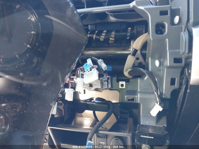 JTEEU5JR9N5271665 Toyota 4RUNNER SR5