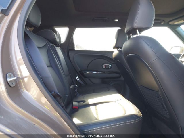 KNDJP3A55F7189756 KIA SOUL +