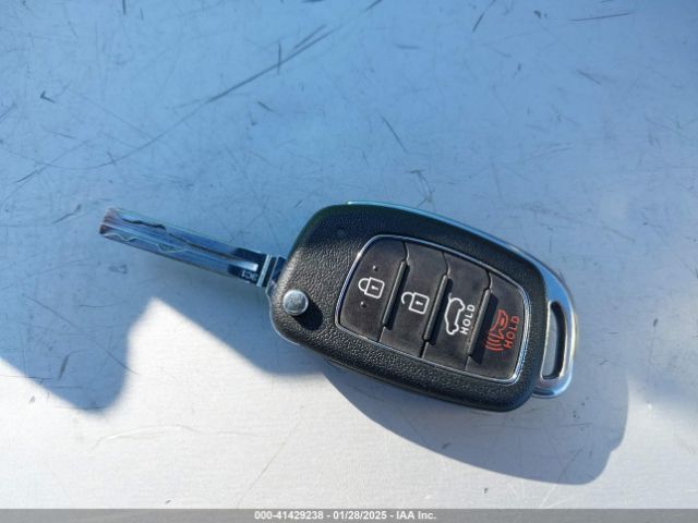 KM8J33A27GU237404 Hyundai Tucson Eco