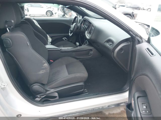 2C3CDZJG5NH155443 Dodge Challenger Gt