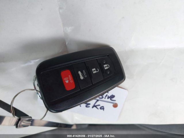 4T1B31HK1JU500573 Toyota Camry Hybrid Le