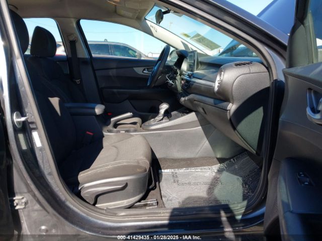 3KPF24AD9LE142503 KIA Forte Lxs