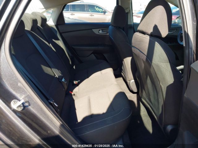 3KPF24AD9LE142503 KIA Forte Lxs
