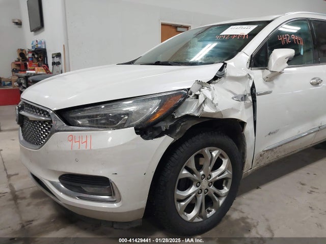 5GAEVCKW7KJ250392 Buick Enclave Awd Avenir