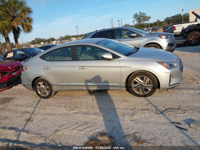 Hyundai ELANTRA SEL 2019 5NPD84LF8KH455248 Image 13