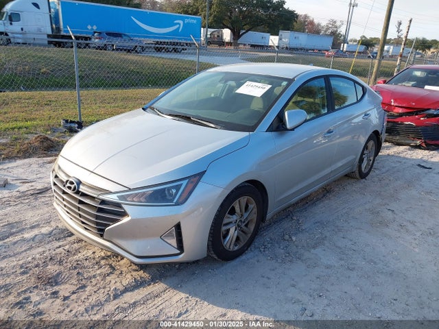 Hyundai ELANTRA SEL 2019 5NPD84LF8KH455248 Image 2