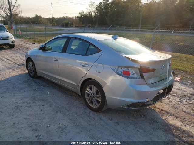 Hyundai ELANTRA SEL 2019 5NPD84LF8KH455248 Image 3