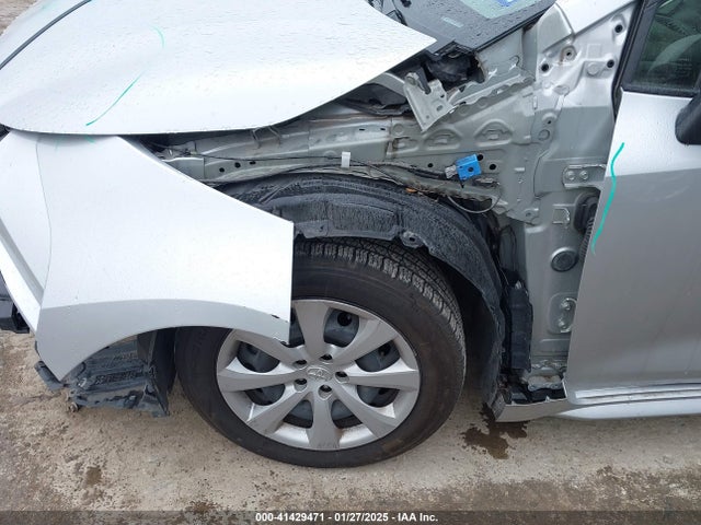 JTDEPRAEXLJ079921 Toyota COROLLA LE