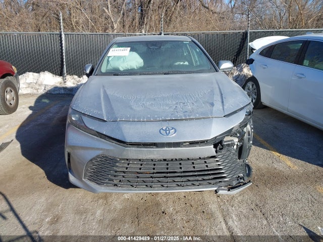 Toyota CAMRY LE 2025 4T1DAACK1SU515808 Image 12