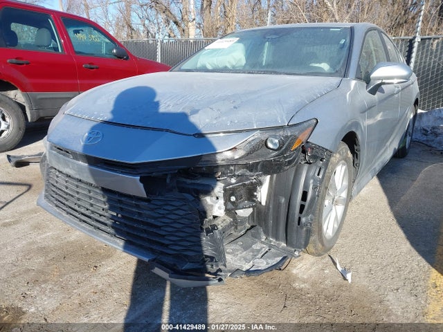 Toyota CAMRY LE 2025 4T1DAACK1SU515808 Image 6