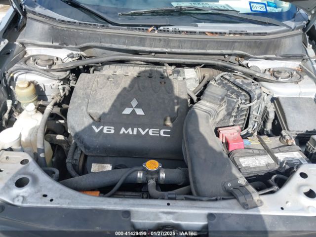 2007 MITSUBISHI OUTLANDER JA4MS31X67U003250 Photo 9