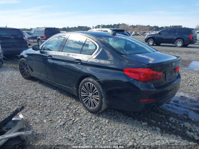 WBAJA5C5XKBX87386 BMW 530I