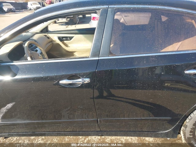 Nissan Altima 2.5 S 2015 1N4AL3AP6FC110542 Image 14