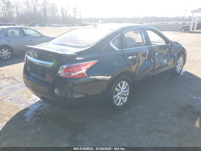 Nissan Altima 2.5 S 2015 1N4AL3AP6FC110542 Image 4