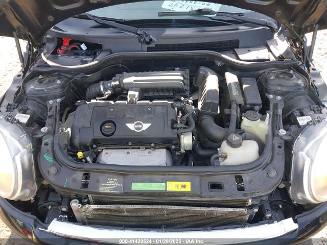 2010 MINI COOPER WMWMF3C51ATZ27322 Photo 9