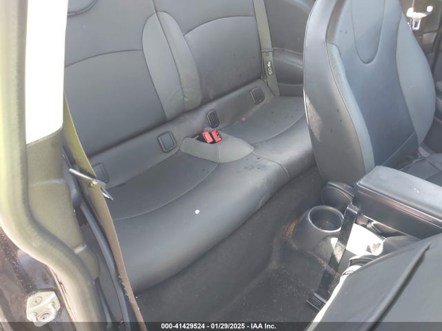 2010 MINI COOPER WMWMF3C51ATZ27322 Photo 7