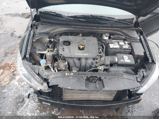 5NPD74LF5JH402752 Hyundai ELANTRA SE