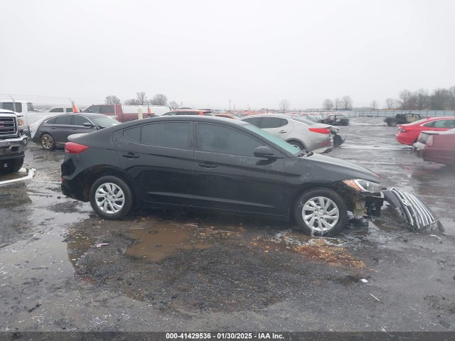 5NPD74LF5JH402752 Hyundai ELANTRA SE