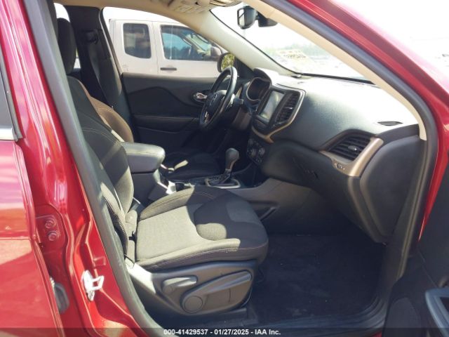 1C4PJLCS4GW362852 Jeep Cherokee Latitude
