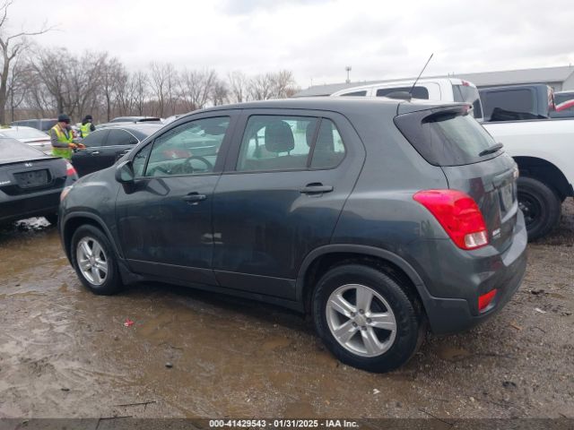 3GNCJKSB8LL209327 Chevrolet Trax Fwd Ls