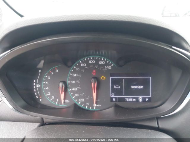 3GNCJKSB8LL209327 Chevrolet Trax Fwd Ls
