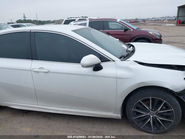 4T1G11AK0NU662447 Toyota CAMRY SE