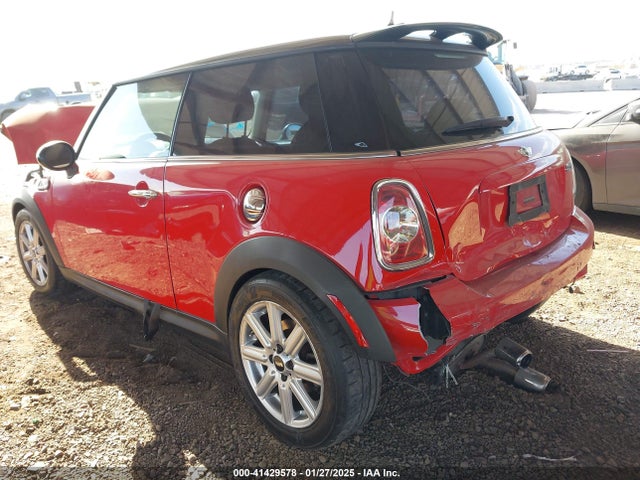 2013 MINI HARDTOP WMWSV3C50DT479038 Photo 2