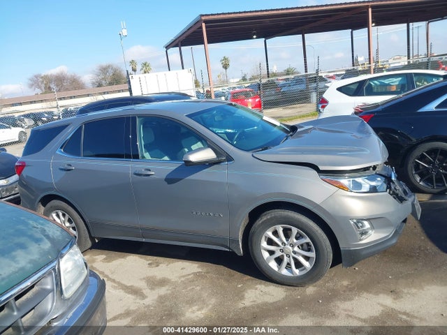 Chevrolet EQUINOX LT 2018 3GNAXSEV8JL114422 Image 13