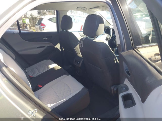 Chevrolet EQUINOX LT 2018 3GNAXSEV8JL114422 Image 8