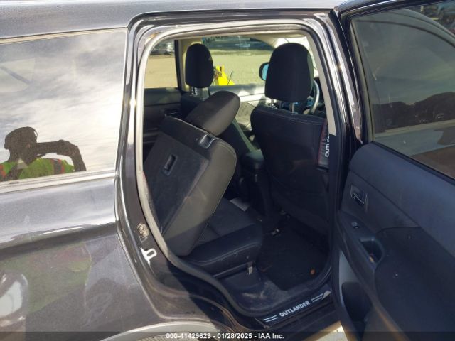 2017 MITSUBISHI OUTLANDER JA4AD3A35HZ052616 Photo 7