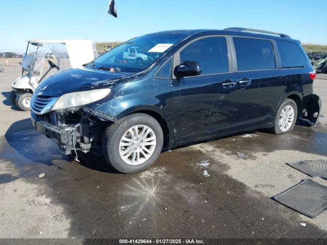 5TDYK3DC2FS612340 Toyota Sienna Xle/limited