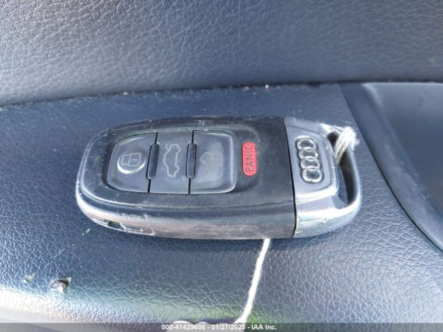 WA1CFAFP9EA004081 Audi Q5 2.0t Premium