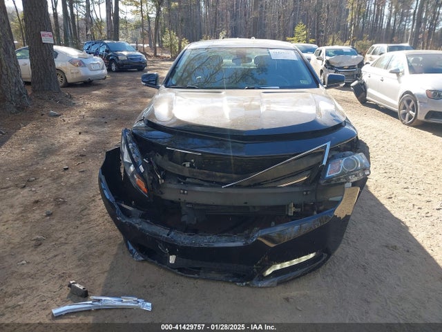 Chevrolet IMPALA 1LT 2018 2G1105S37J9128843 Image 12
