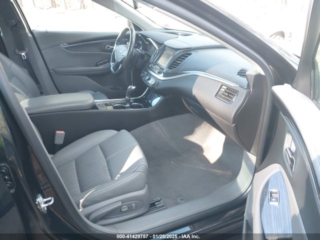 Chevrolet IMPALA 1LT 2018 2G1105S37J9128843 Image 5