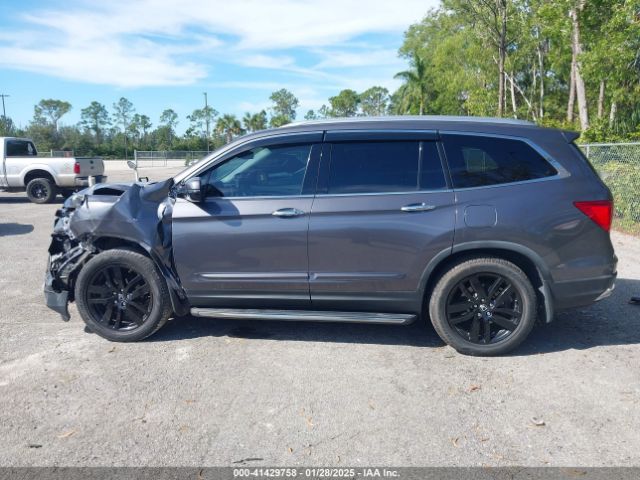5FNYF5H98HB029812 Honda Pilot Touring