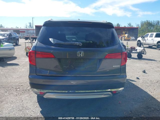 5FNYF5H98HB029812 Honda Pilot Touring