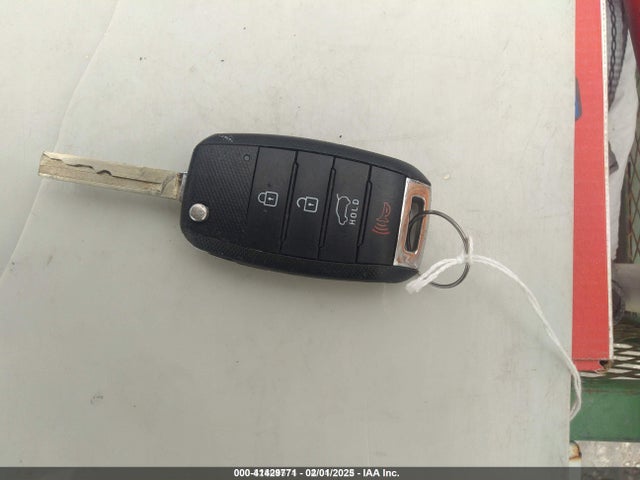5XYPG4A5XHG232297 KIA Sorento 3.3l Lx