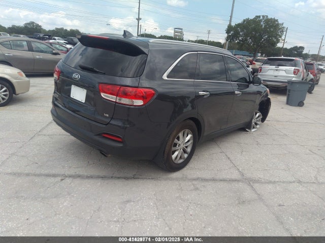 5XYPG4A5XHG232297 KIA Sorento 3.3l Lx