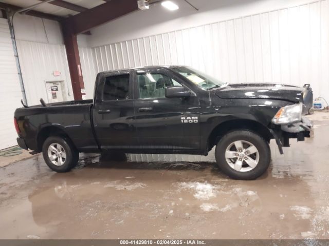 1C6RR7FG6JS246610 RAM 1500 Express  4x4 6'4 Box
