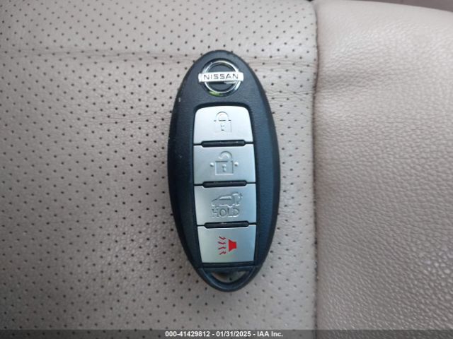 5N1AT2MV5GC769711 Nissan Rogue Sl