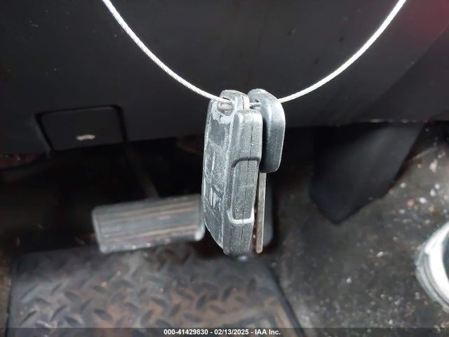 1GCVKREH0HZ191817 Chevrolet Silverado 1500 1lt