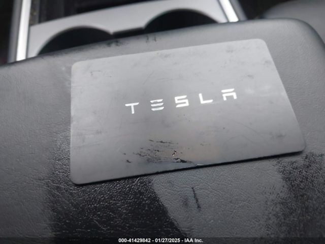 7SAYGDEF1NF379167 Tesla Model Y Performance Dual Motor All-wheel Drive