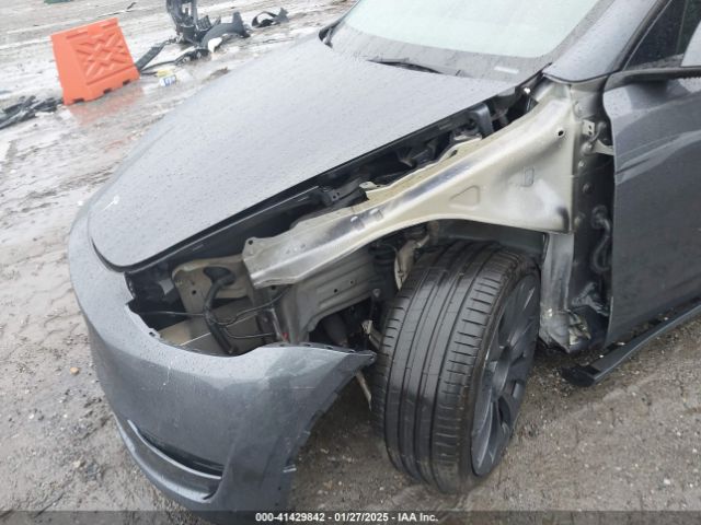 7SAYGDEF1NF379167 Tesla Model Y Performance Dual Motor All-wheel Drive